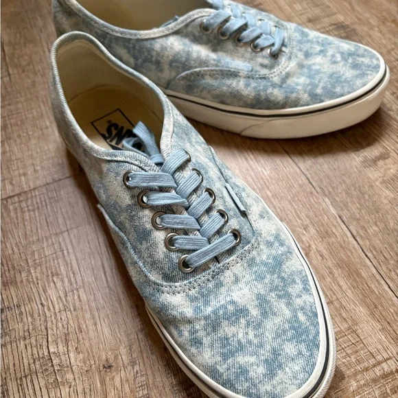 Vans Light Blue Acid Wash Sneakers - Picture 2 of 4